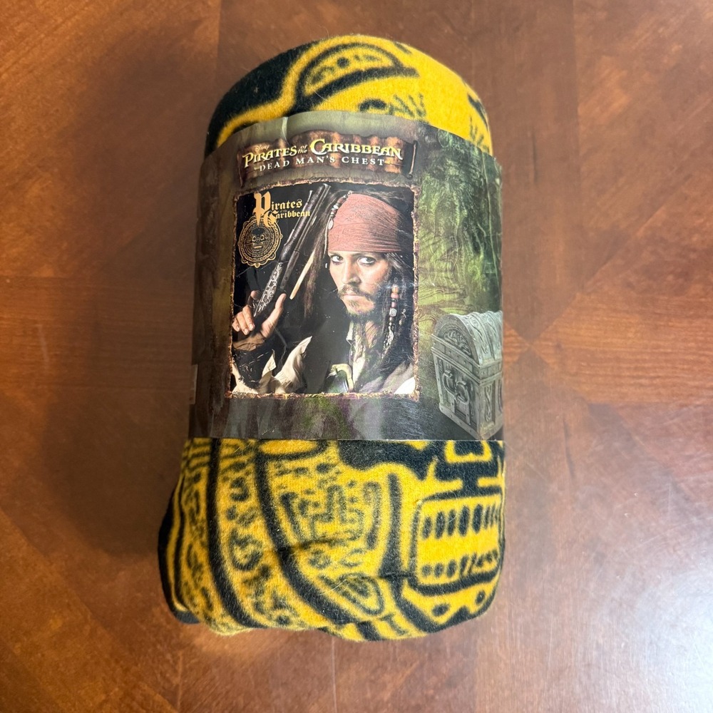 Vtg Pirates of the Caribbean Fleece Throw Blanket Dead Man's Chest‎ Disney 50x60